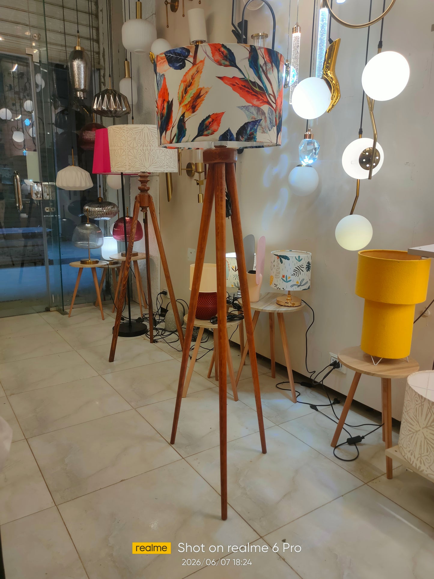 Floor Lamp 150 cm - orang flower  - WD03