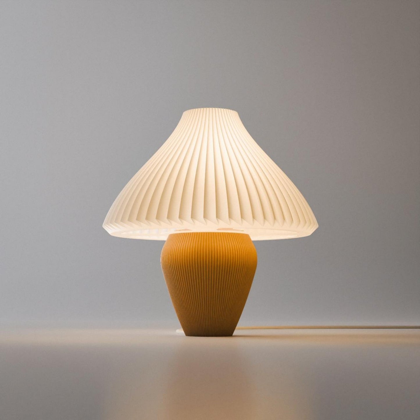 Becky - lamp table - comod-pla